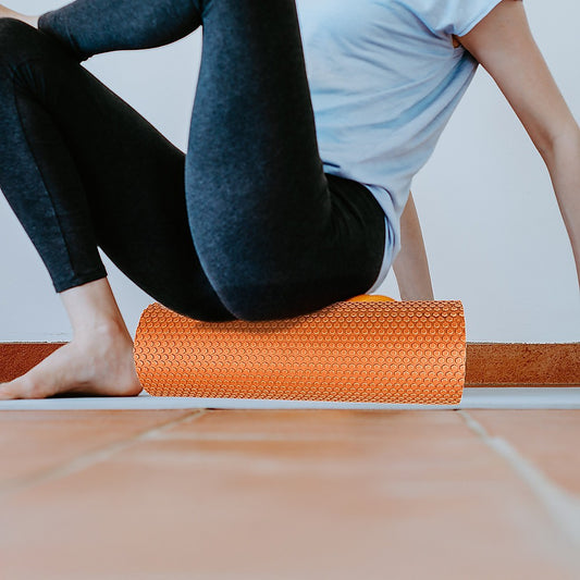 Hlpmedical 45x15cm foam roller for yoga and Pilates, cylindrical shape, textured surface for muscle relief and flexibility exercises.