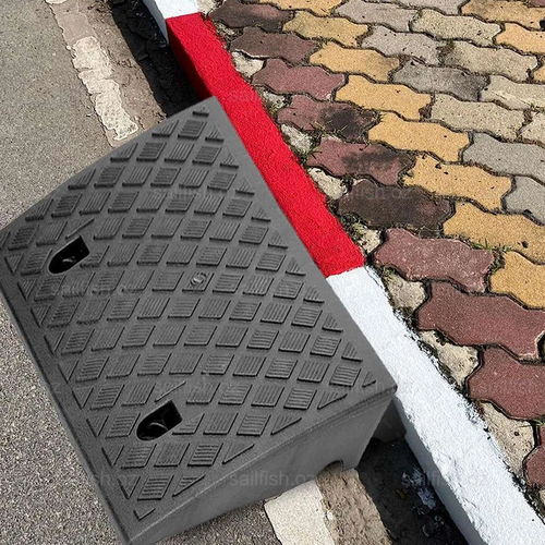 Heavy-duty AU curb ramp by Hlpmedical, automotive loading ramp for trucks, wheelchairs, cars, and motorbikes, durable auto accessory.