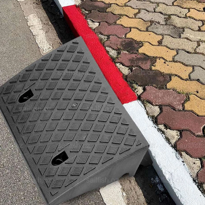 Heavy-duty AU curb ramp by Hlpmedical, automotive loading ramp for trucks, wheelchairs, cars, and motorbikes, durable auto accessory.