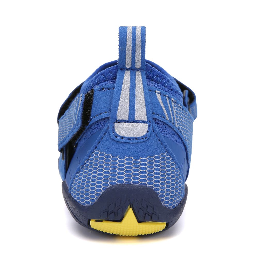 Kids water shoes by Hlpmedical in Klein Blue, quick-dry aqua sports shoes for boys and girls, size US4 / EU36.