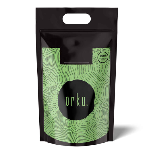 Organic barley grass powder in 5kg bag by Hlpmedical, a superfood supplement rich in vitamins and nutrients for health and beauty.