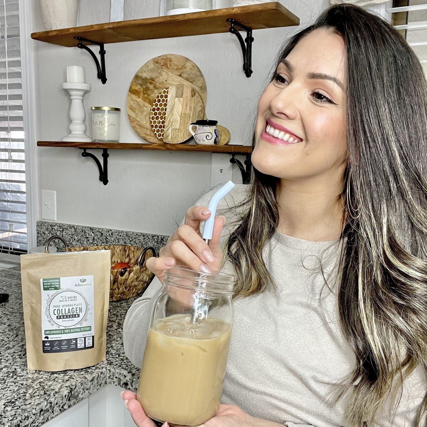 Unflavored collagen powder in a 300g container from Hlpmedical, suitable for health and beauty supplement use.