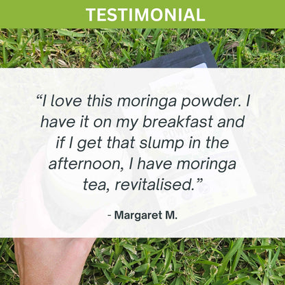 Organic Moringa leaf powder from Hlpmedical, 60g, vibrant green powder for health and nutritional supplements.
