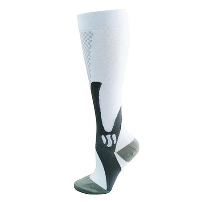 White Copper Compression Socks for running and sports, unisex support socks designed to reduce fatigue and improve circulation.