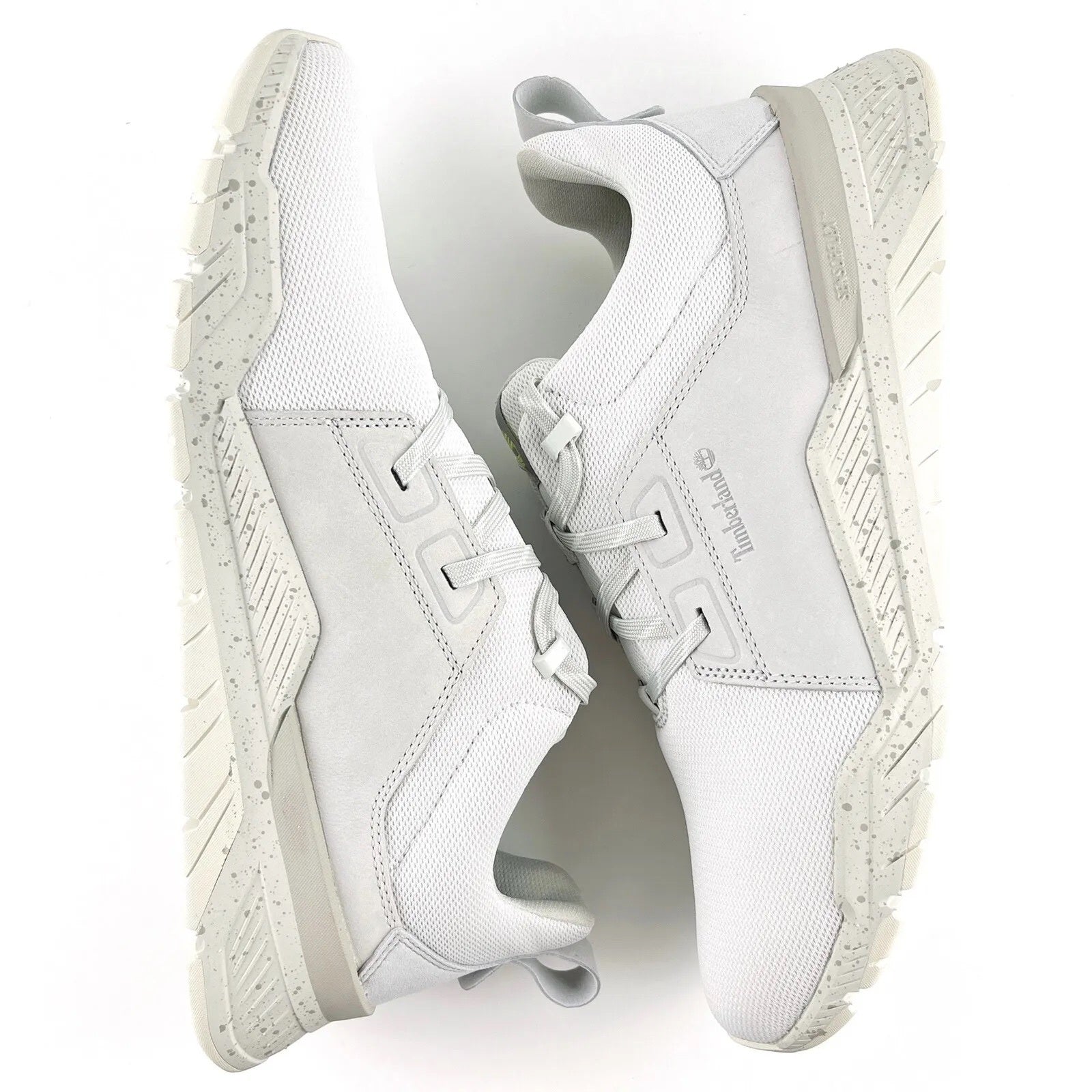 Timberland men's Concrete Trail low cut sneakers in light grey, casual men's sneakers by Hlpmedical, US size 8W.