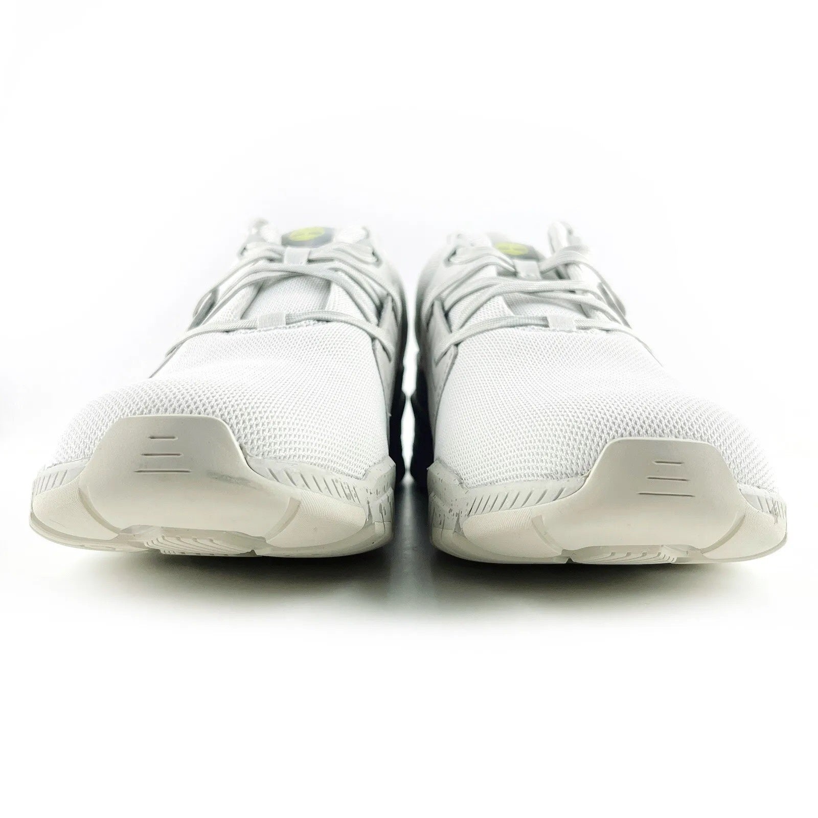 Hlpmedical Timberland men's concrete trail low cut casual sneakers in light grey, US 9W, with breathable fabric and rugged sole.