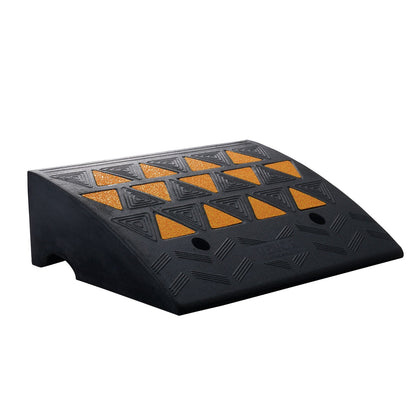 Hlpmedical rubber curb ramp with 15.2cm rise, 37cm width, heavy-duty for vehicles, forklifts, wheelchairs, and driveway access.